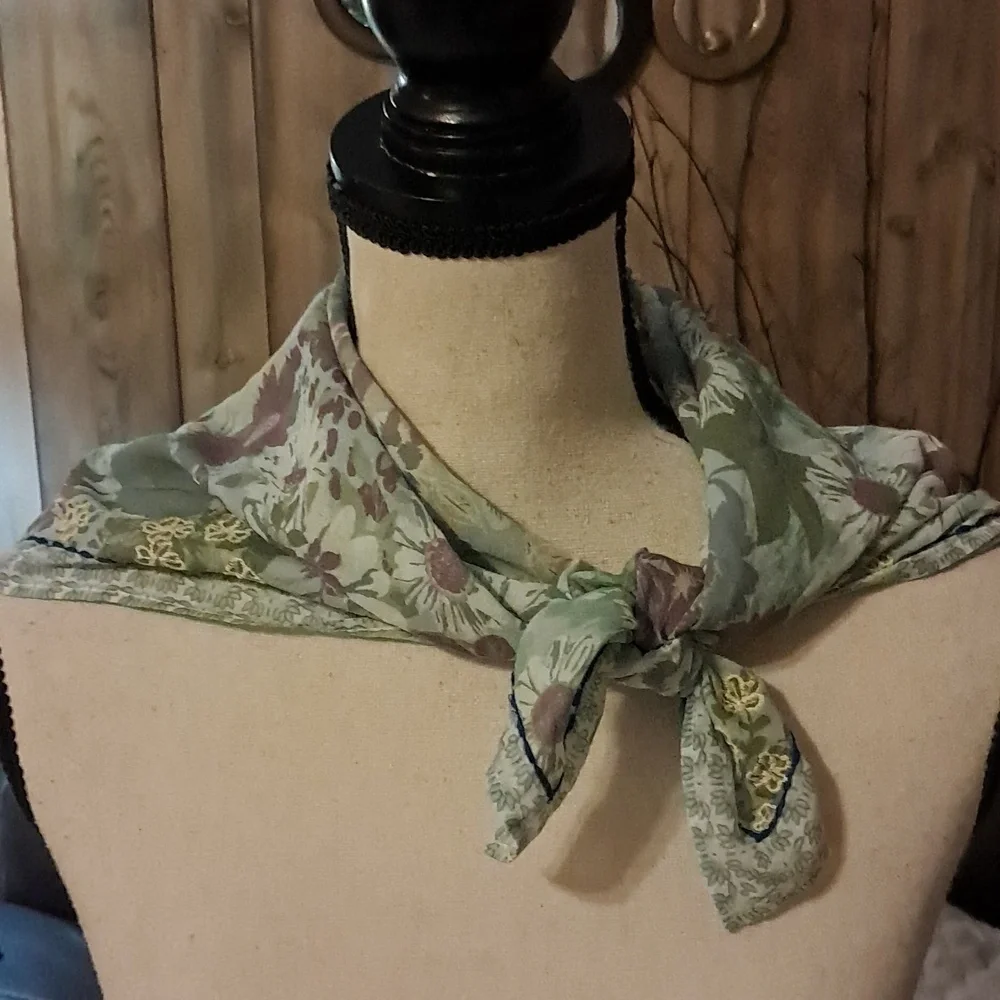 Coldwater Creek Cotton Flora Embroidered Scarf Grndmacore Cottagecore